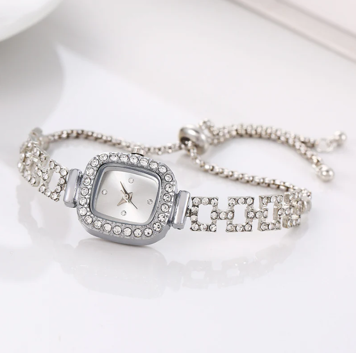 ✨❤️Women Drawstring Bracelet Watch Square Quartz