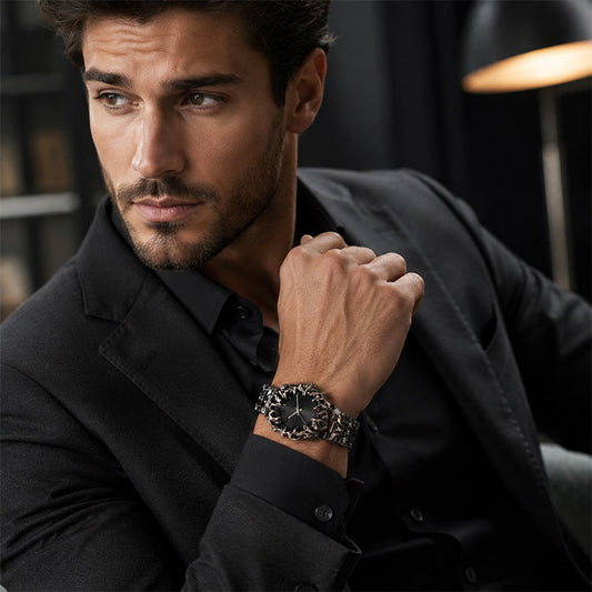⌚ Creative Claw-Shaped Quartz Watch – Red Dial, Sculptural Bracelet, Statement Style 🔥
